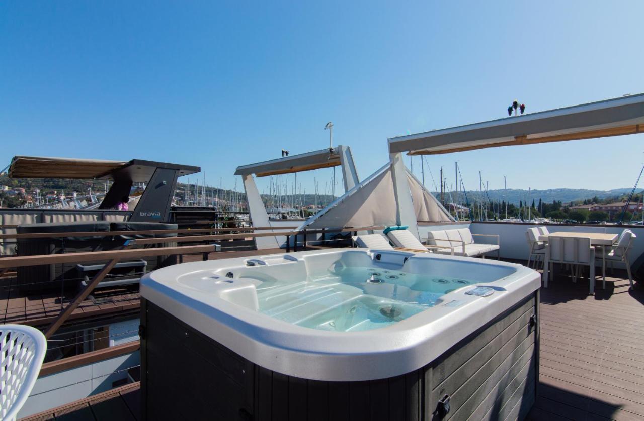 Appartamento Eldamar Floating House Portorose Esterno foto